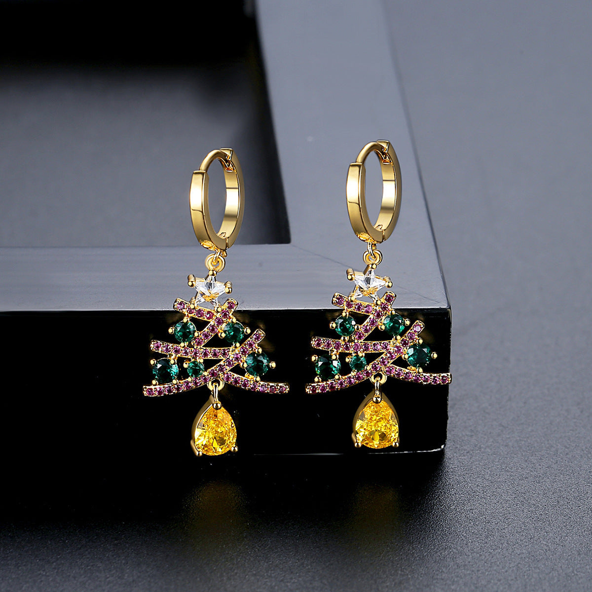 New Christmas Tree Earrings With Colorful Rhinestones Fashion Personality Shining Earrings Gift For Women Jewelry kfghf899 Store